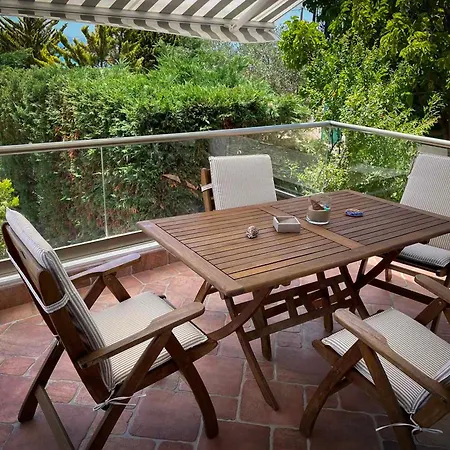 Вилла Only Blue Kariani